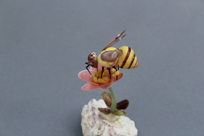 かいのどうぶつえん（昆虫類館）：ミツバチ22